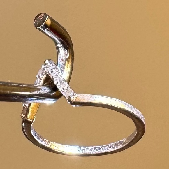 Genuine Diamond V Ring (1/10 ct. t.w.) in Sterling Silver, Size 5 - Picture 13 of 16